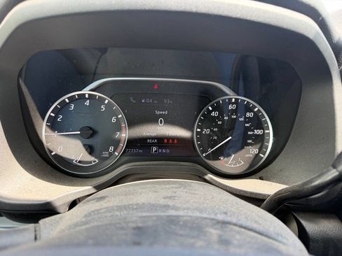 Used 2023 Nissan Titan SV w/ SV Convenience Package RWD image 18