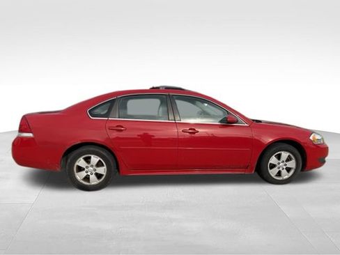 Used 2010 Chevrolet Impala LT FWD image 8