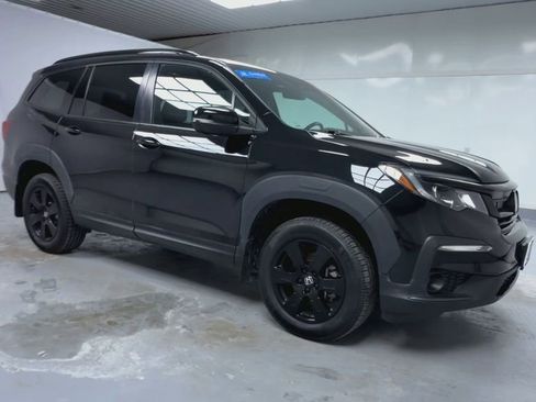 Used 2022 Honda Pilot TrailSport image 2