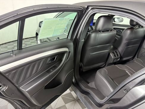 Certified 2019 Ford Taurus SEL w/ Equipment Group 201A image 28