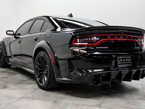 Used 2023 Dodge Charger SRT Hellcat w/ Harman/Kardon Audio Group RWD image 11