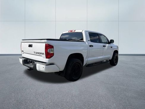 Used 2020 Toyota Tundra SR5 w/ SR5 Convenience Package AWD/4WD image 5