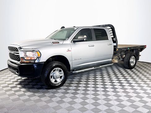 Used 2022 RAM 2500 Big Horn AWD/4WD image 4
