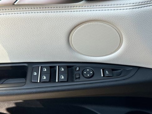 Used 2018 BMW X5 sDrive35i w/ M Sport Package image 19