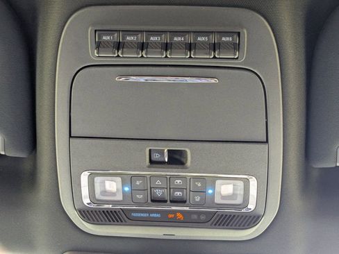 Used 2023 Ford F150 Raptor w/ Raptor Carbon Fibre Package AWD/4WD image 23