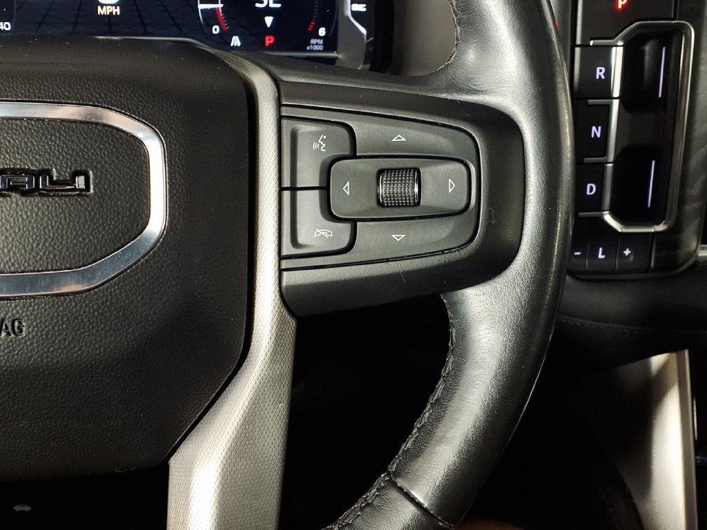Used 2023 GMC Yukon Denali RWD image 21