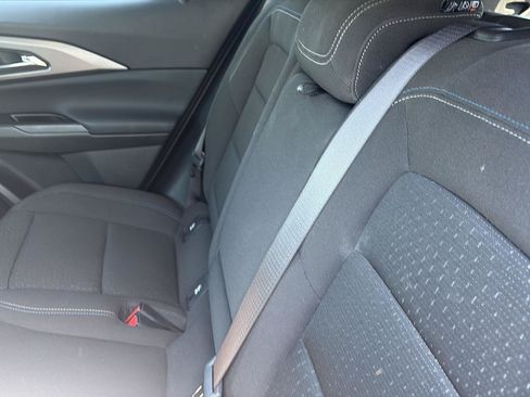 Used 2025 Chevrolet Equinox EV LT FWD image 13