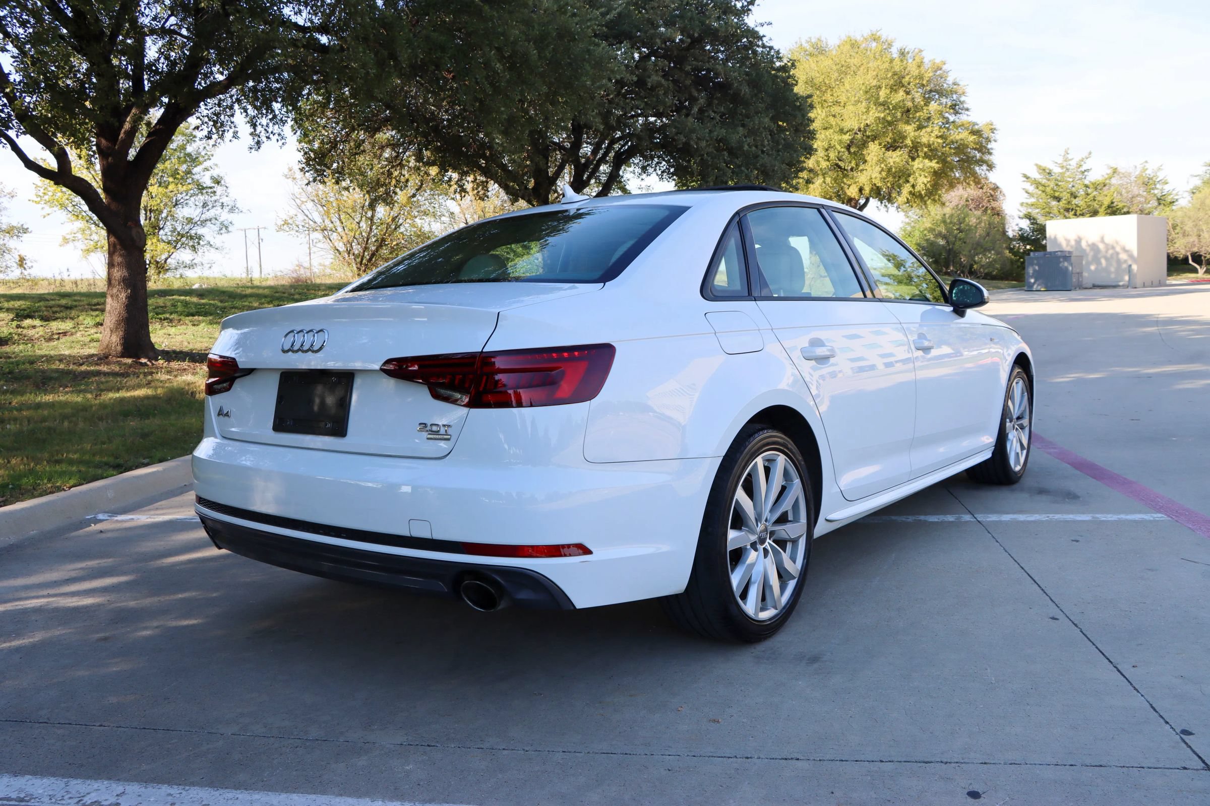 Used 2018 Audi A4 2.0T Ultra Premium w/ Convenience Package FWD image 7