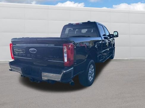 Used 2024 Ford F250 XLT w/ Snow Plow Prep Package image 5