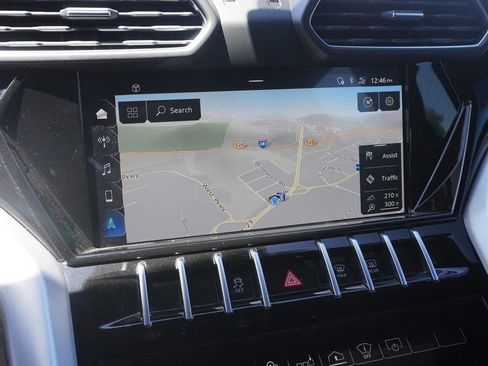 Used 2020 Lamborghini Urus AWD/4WD image 56