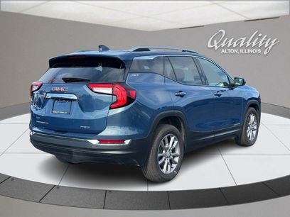 Used 2024 GMC Terrain SLT