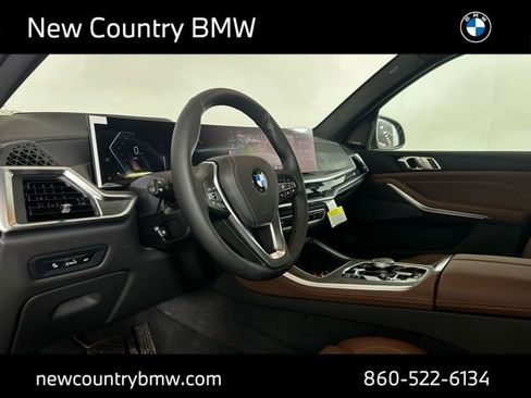 New 2026 BMW X5 xDrive40i w/ Climate Comfort Package image 12