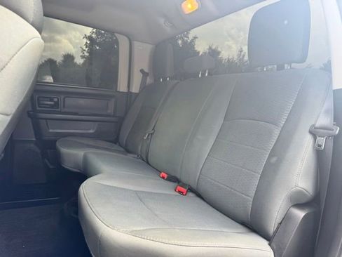 Used 2016 RAM 2500 Tradesman w/ Chrome Appearance Group AWD/4WD image 19