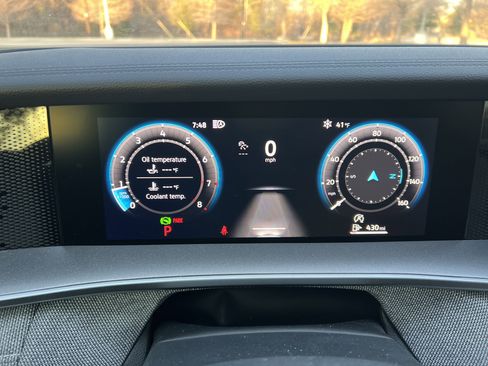 Certified 2025 Volkswagen Tiguan S image 20