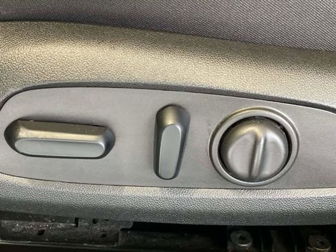 Used 2023 Chevrolet Malibu LT image 15