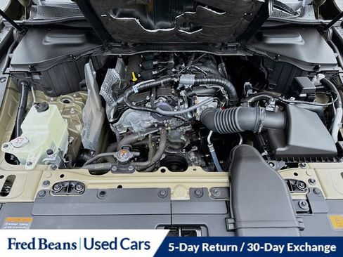 Used 2025 MAZDA CX-70 Plug-In Hybrid w/ Premium Pkg image 34