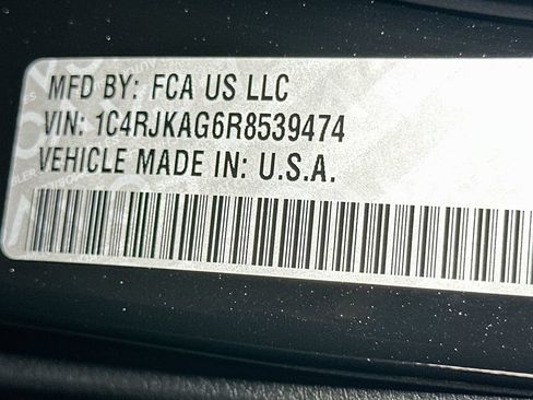 Certified 2024 Jeep Grand Cherokee L Altitude AWD/4WD image 21
