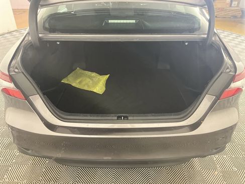 Used 2023 Toyota Camry LE image 27