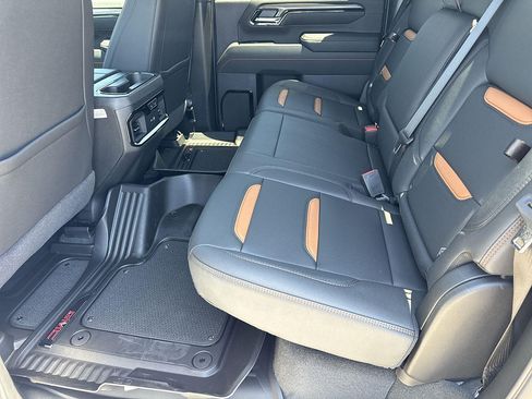New 2026 GMC Sierra 2500 AT4 w/ AT4 Premium Plus Package AWD/4WD image 25