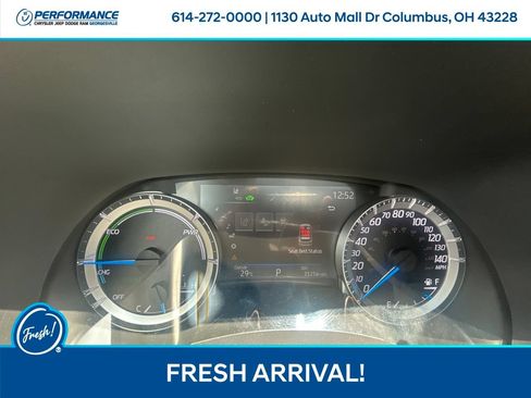 Used 2023 Toyota Highlander XLE AWD/4WD image 21