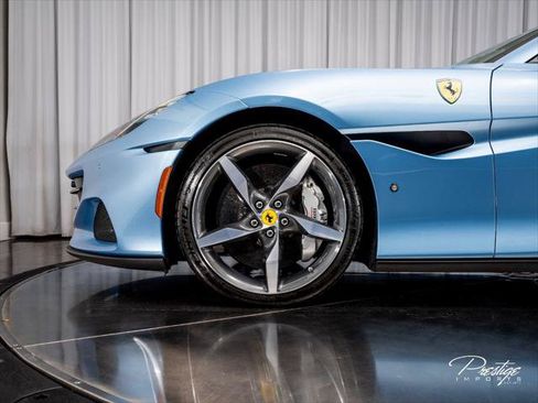 Used 2023 Ferrari Portofino M RWD image 11