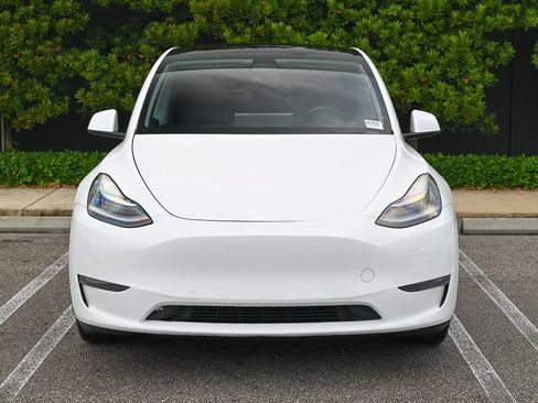 Used 2020 Tesla Model Y Long Range AWD/4WD image 2