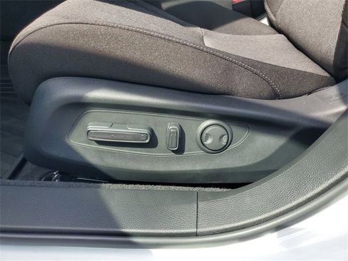 New 2025 Honda Accord SE image 15