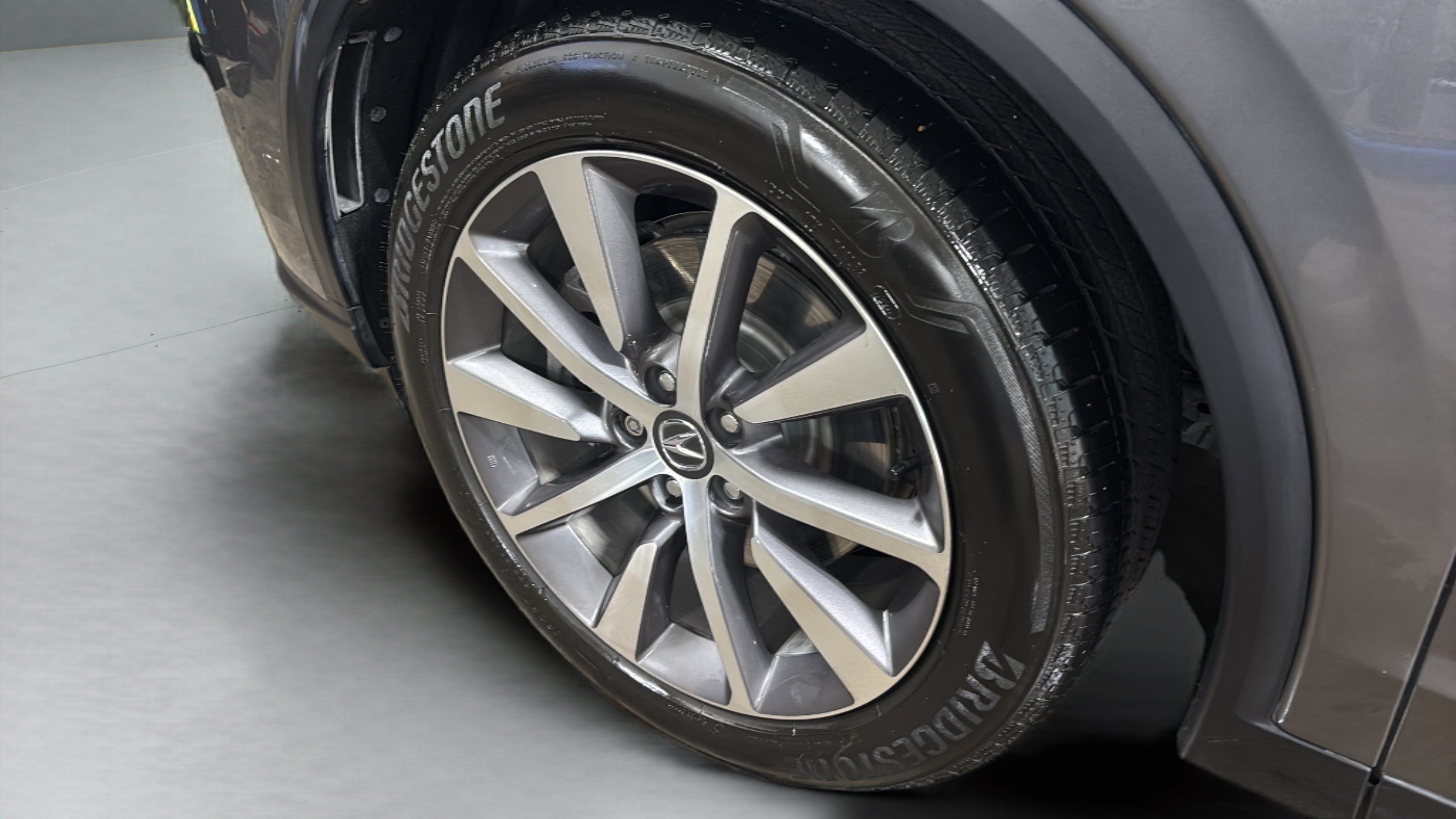 Used 2025 Acura MDX w/ Technology Package FWD image 36