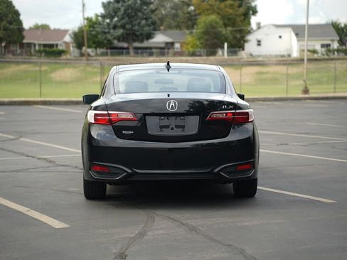 Used 2016 Acura ILX FWD image 4