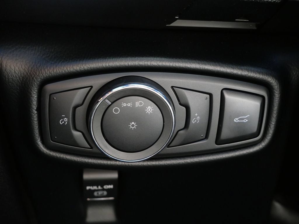 Used 2018 Lincoln MKX Select w/ Select Plus Package AWD/4WD image 22