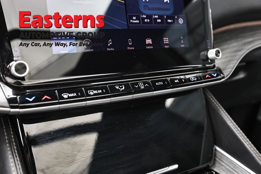 Used 2024 Jeep Wagoneer Series III w/ Premium Group I AWD/4WD image 21