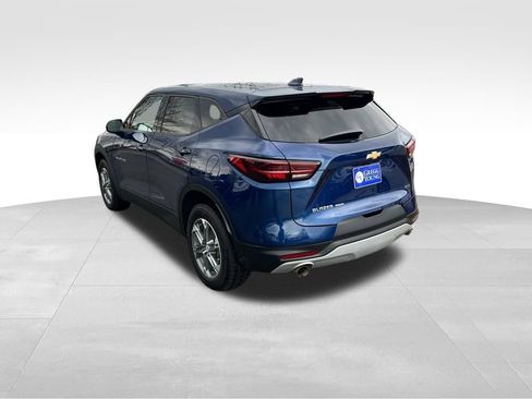 Used 2023 Chevrolet Blazer LT image 4
