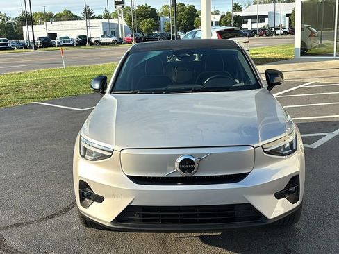Certified 2023 Volvo C40 P8 Recharge Plus AWD/4WD image 5