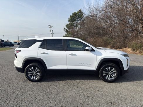 New 2026 Chevrolet Equinox LT w/ Convenience Package II image 6