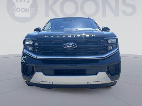 Used 2025 Ford Expedition Max Platinum AWD/4WD image 19