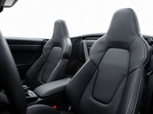 New 2026 Porsche 911 Carrera 4 GTS image 5