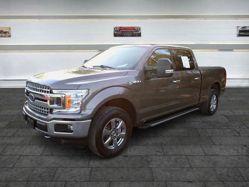 Used 2019 Ford F150 XLT w/ Equipment Group 302A Luxury AWD/4WD image 4