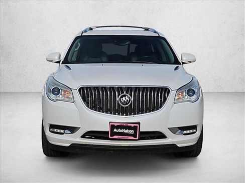 Used 2017 Buick Enclave Leather image 2