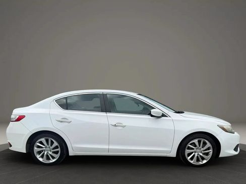 Used 2016 Acura ILX FWD image 4