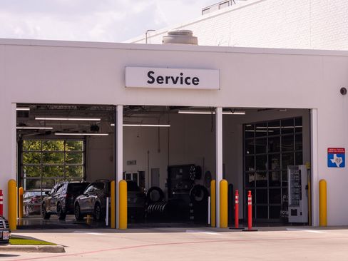 Certified 2024 Volkswagen Taos S w/ MDO Package image 31