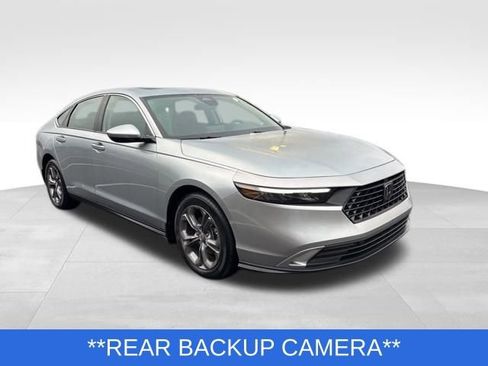 Certified 2024 Honda Accord EX image 8