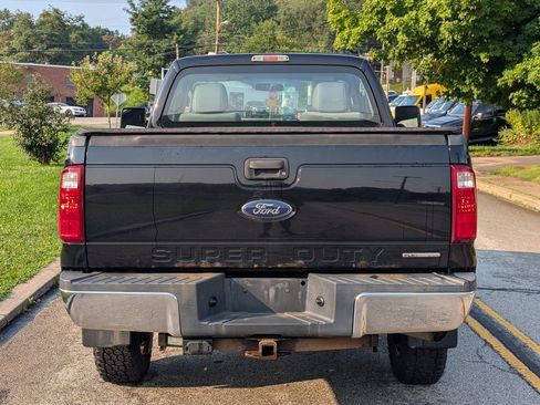 Used 2016 Ford F250 XL w/ XL Appearance Package AWD/4WD image 5