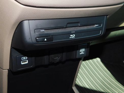 Used 2021 Honda Odyssey Elite image 49