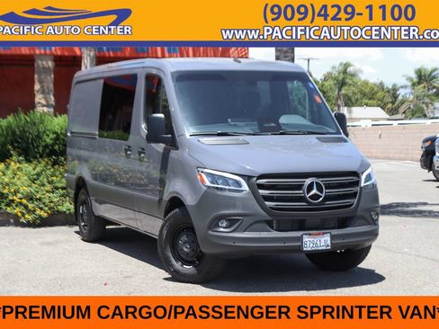 Used 2025 Mercedes-Benz Sprinter 2500 image 1