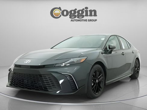 New 2026 Toyota Camry SE FWD image 31