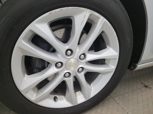 Used 2018 Chevrolet Malibu LT w/ Driver Confidence Package image 31