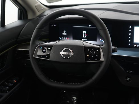 Used 2025 Nissan Murano SL AWD/4WD image 15