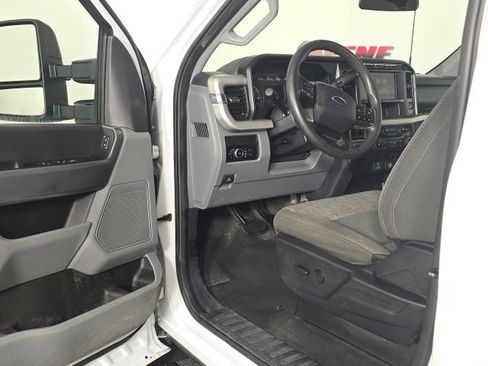 Used 2024 Ford F250 XLT image 20