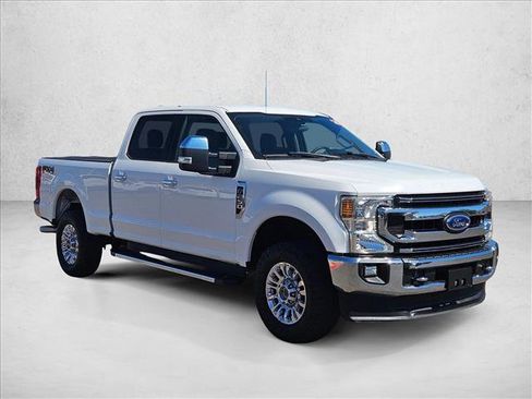 Used 2020 Ford F250 XLT w/ XLT Premium Package AWD/4WD image 3