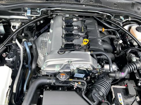 New 2026 MAZDA MX-5 Miata RF Grand Touring RWD image 16